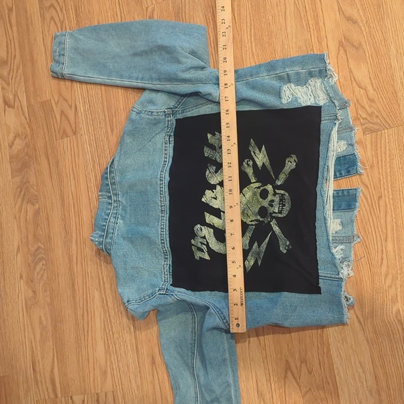 The Clash Jean Jacket Denim Jacket upcycled Size Large L - Picture 5 of 7